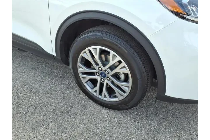 $21580 : Ford Escape 2022 AWD SEL 4dr image 5