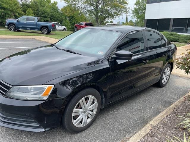 $11995 : PRE-OWNED 2015 VOLKSWAGEN JET image 2