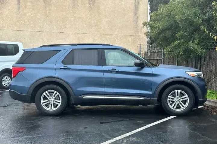 $20844 : Ford Explorer 2020 XLT 4dr S image 7