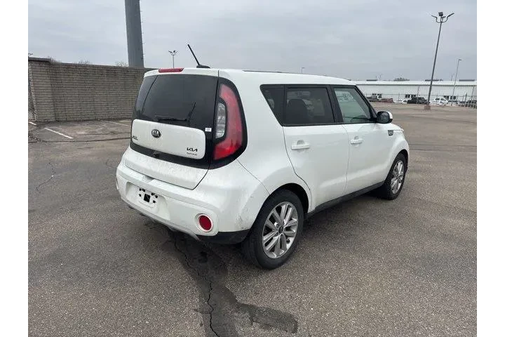 $8982 : Kia Soul 2019 + 4dr Crossove image 7