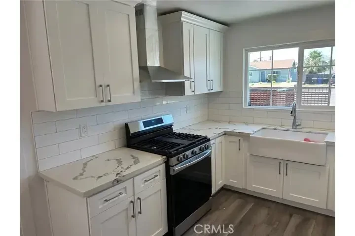 $2600 : BELL GARDENS CASA $2600 image 4