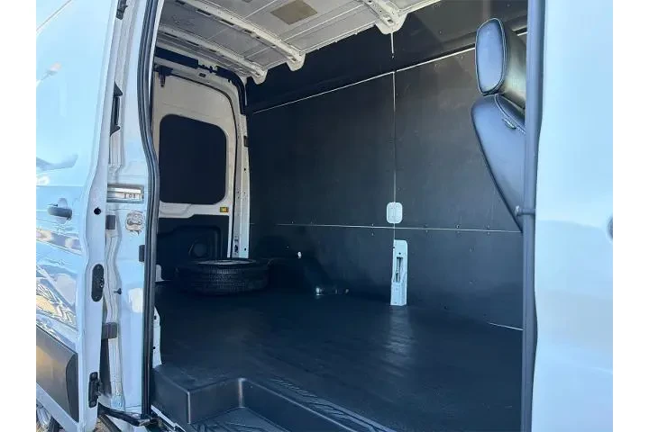 $40000 : Ford Transit 2023 AWD 250 3d image 7