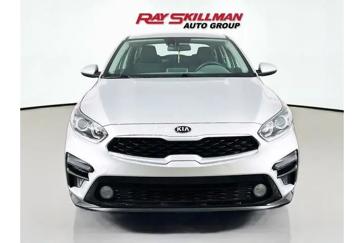 $14975 : Kia Forte 2021 LXS 4dr Sedan image 2