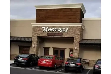 MADERA STEAKHOUSE - COCINERO en Los Angeles