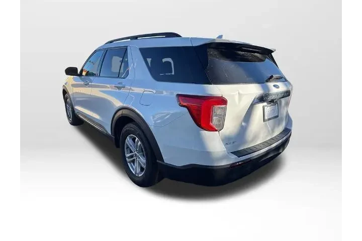 $27212 : Ford Explorer 2023 XLT 4dr S image 5
