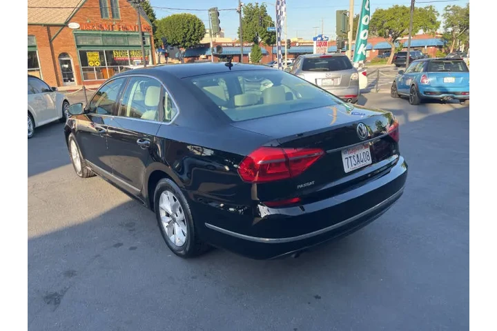 $12995 : 2016 Passat 1.8T S image 8