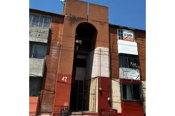 $500000 : Departamento en Venta en Bosqu image 1