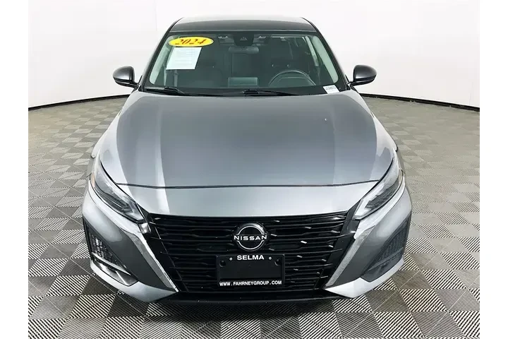 $18800 : Nissan Altima 2024 2.5 SV 4d image 2