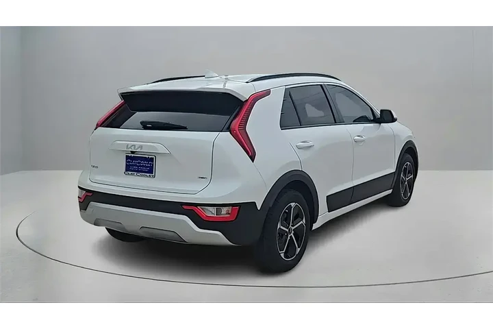$21450 : Kia Niro 2023 LX 4dr Crossov image 4