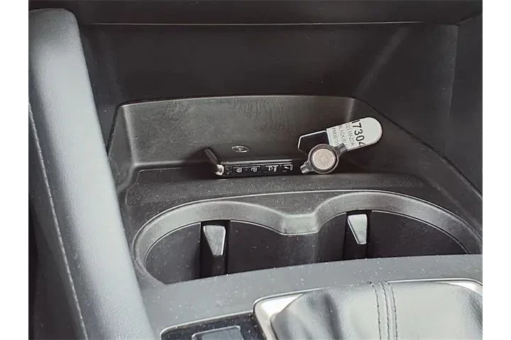 $18250 : Mazda Mazda3 Sedan 2023 2.5 image 10