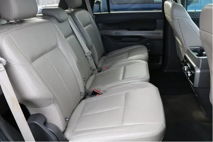 $28774 : Ford Expedition 2020 4x2 XLT image 10