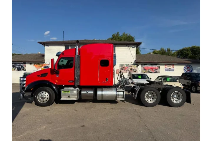 $49990 : 2018 Peterbilt 579 image 2