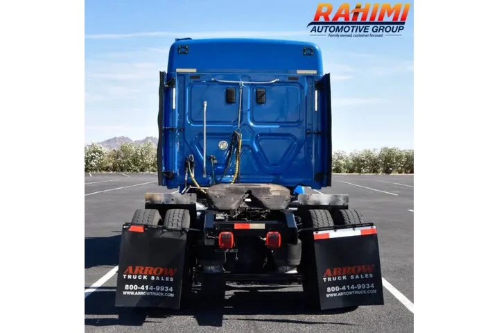 $32500 : 2016 Freightliner Cascadia image 6