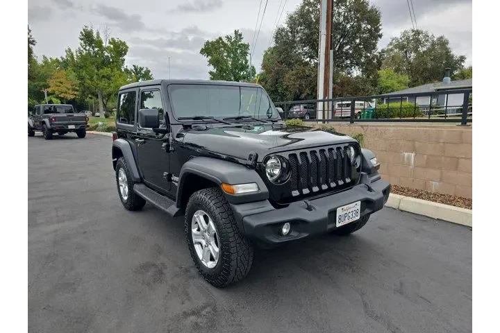 $28995 : Jeep Wrangler 2020 4x4 Sport image 1
