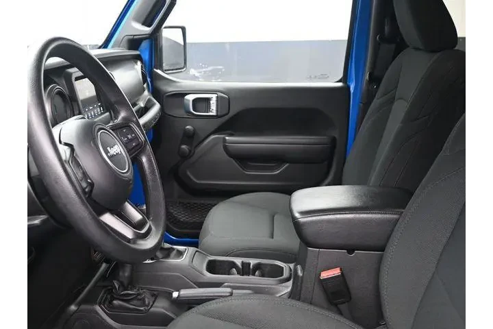 $32900 : Jeep Wrangler Unlimited 2022 image 6