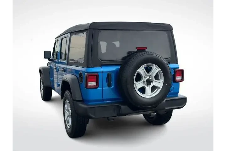 $24745 : Jeep Wrangler Unlimited 2022 image 7