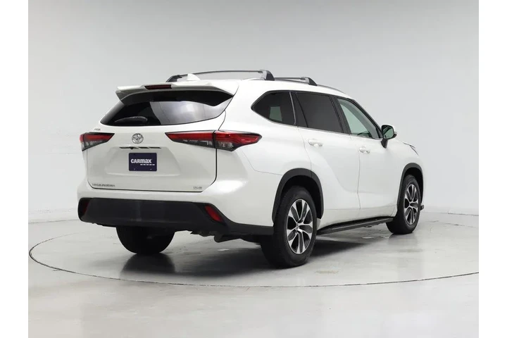 $24998 : Toyota Highlander 2021 XLE 4 image 8