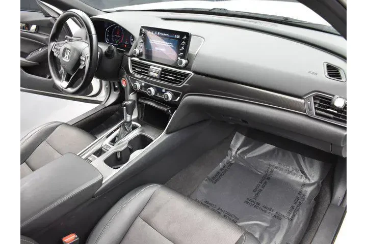 $19726 : Honda Accord 2020 Sport 4dr image 7