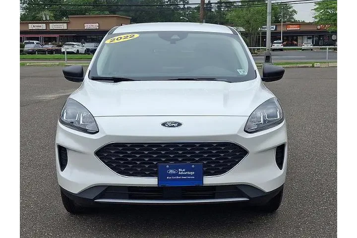 $20945 : Ford Escape 2022 AWD SE 4dr image 2