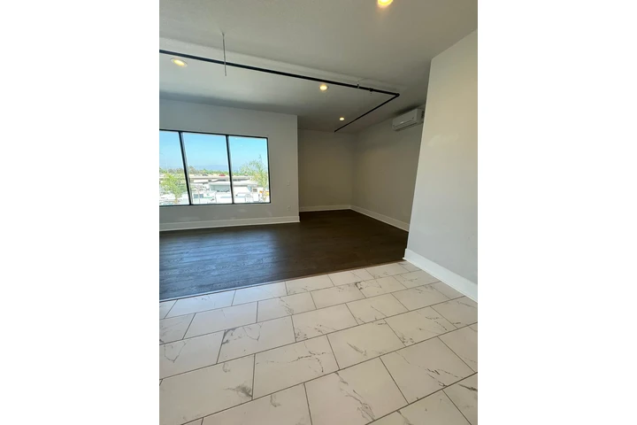 $2000 : Renta Studio (Santa Ana) image 7