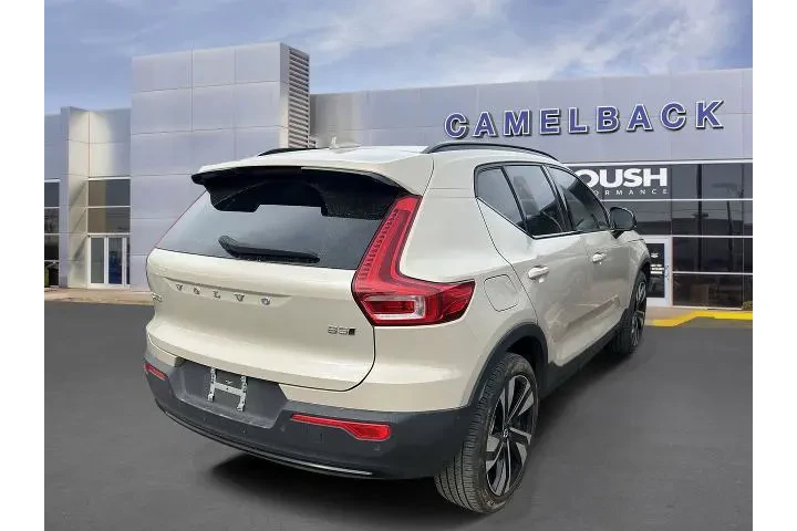 $32962 : Volvo XC40 2025 AWD B5 Plus image 4