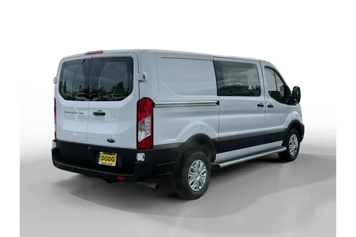 $32992 : Ford Transit 2024 250 3dr SW image 5