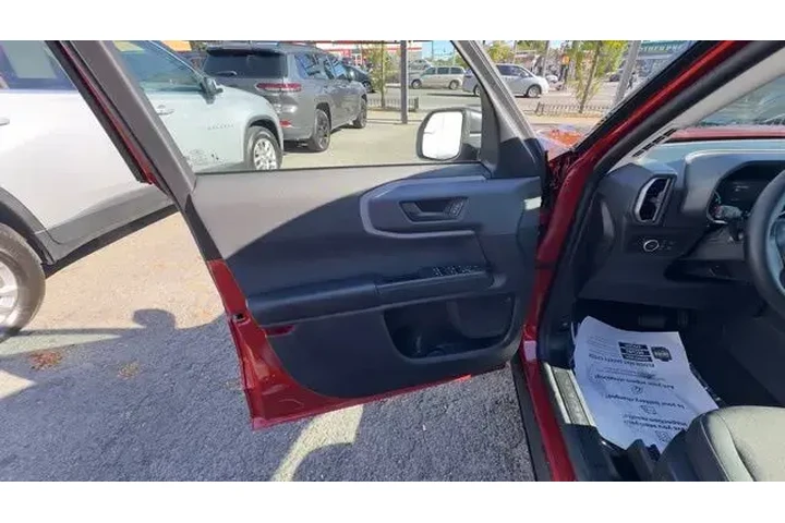 $25488 : Ford Bronco Sport 2024 AWD B image 10