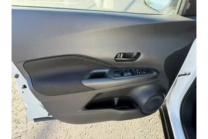 $19400 : Nissan Kicks 2024 S 4dr Cros image 10