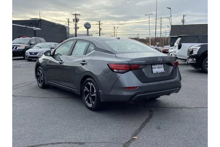 $19250 : Nissan Sentra 2025 SV 4dr Se image 6