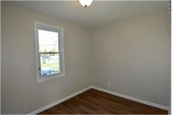 $3250 : Rental property with 3 bedro image 7