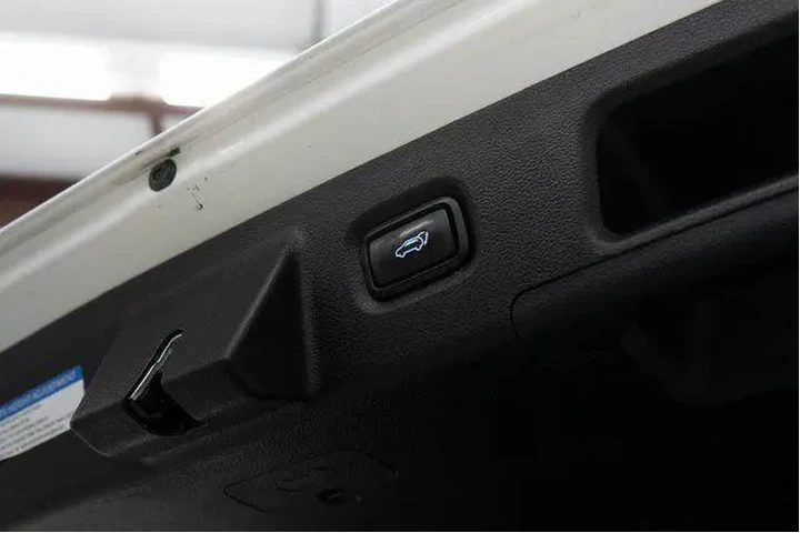 $26465 : Hyundai SANTA FE 2023 SEL 4d image 10