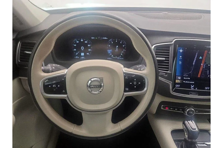 $26998 : Volvo XC90 2020 T5 Momentum image 10