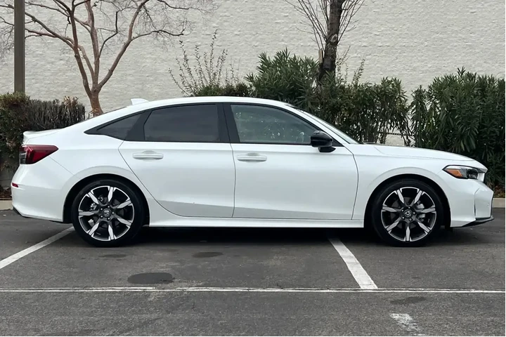 $28425 : Honda Civic Hybrid 2025 Spor image 8