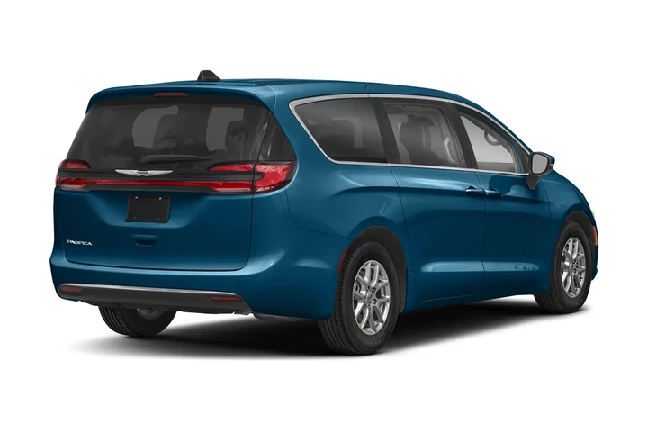 $26488 : 2023 Pacifica Limited FWD image 2