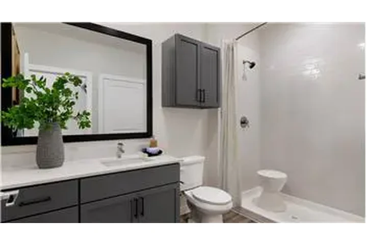 $1660 : Rental property with 1 bedro image 8