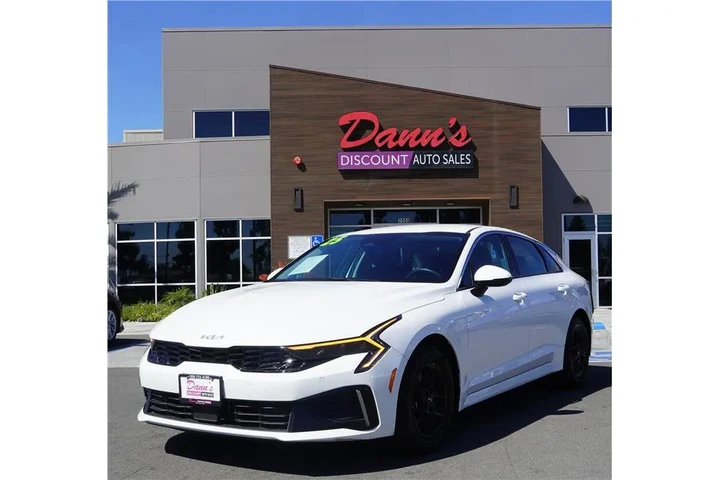 $25384 : 2025 K5 LXS image 1