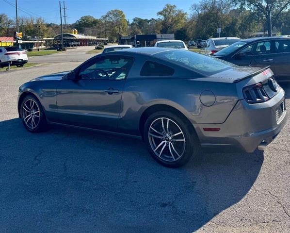 $8900 : 2013 Mustang V6 Premium image 7