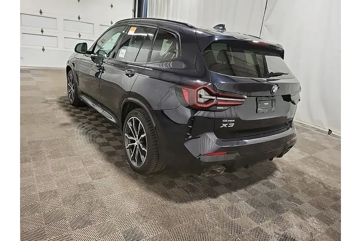$30893 : BMW X3 2022 AWD xDrive30i 4d image 4