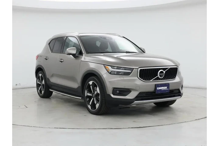 $26998 : Volvo XC40 2022 AWD T5 Momen image 1