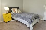 $200 : Twin bed thumbnail