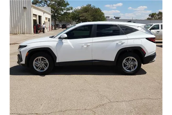 $29995 : Hyundai TUCSON 2025 AWD SE 4 image 2