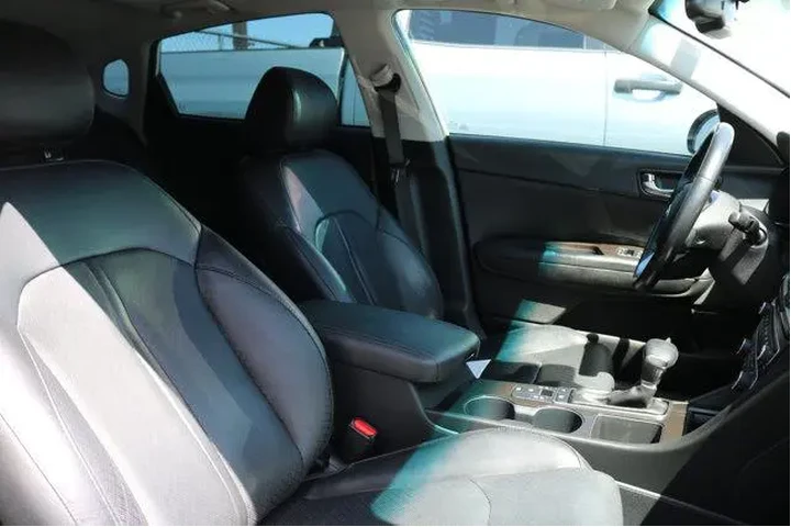 $18021 : Kia Optima 2020 EX 4dr Sedan image 5