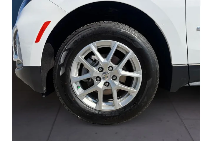 $23499 : Chevrolet Equinox 2024 4x4 L image 9