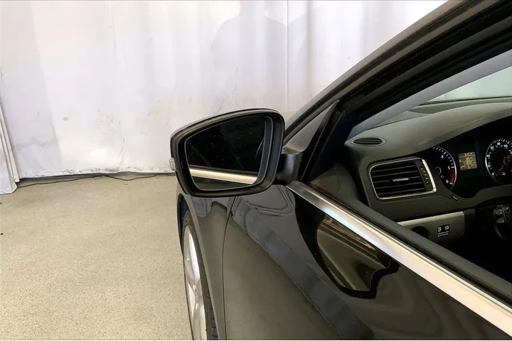 $7311 : Volkswagen Jetta 2012 TDI 4d image 10