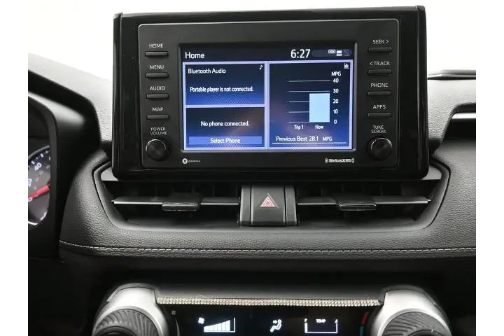 $19992 : Toyota RAV4 2021 LE 4dr SUV image 9