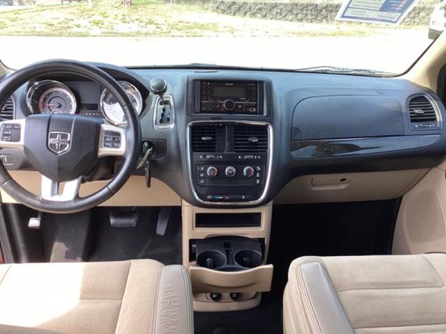 2014 Grand Caravan image 10