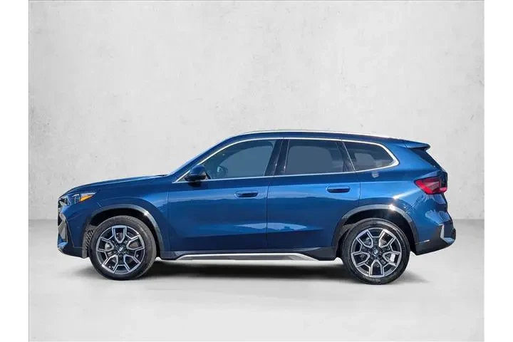 $38777 : BMW X1 2025 AWD xDrive28i 4d image 9