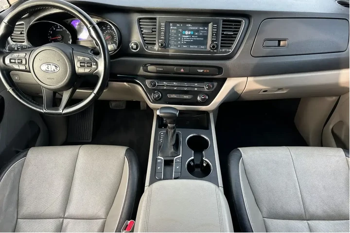 $18995 : Kia Sedona 2021 LX 4dr Mini- image 3