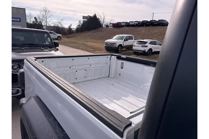 $32988 : Jeep Gladiator 2020 4x4 Laun image 7