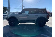 $29998 : Ford Bronco 2021 4x4 Black D thumbnail
